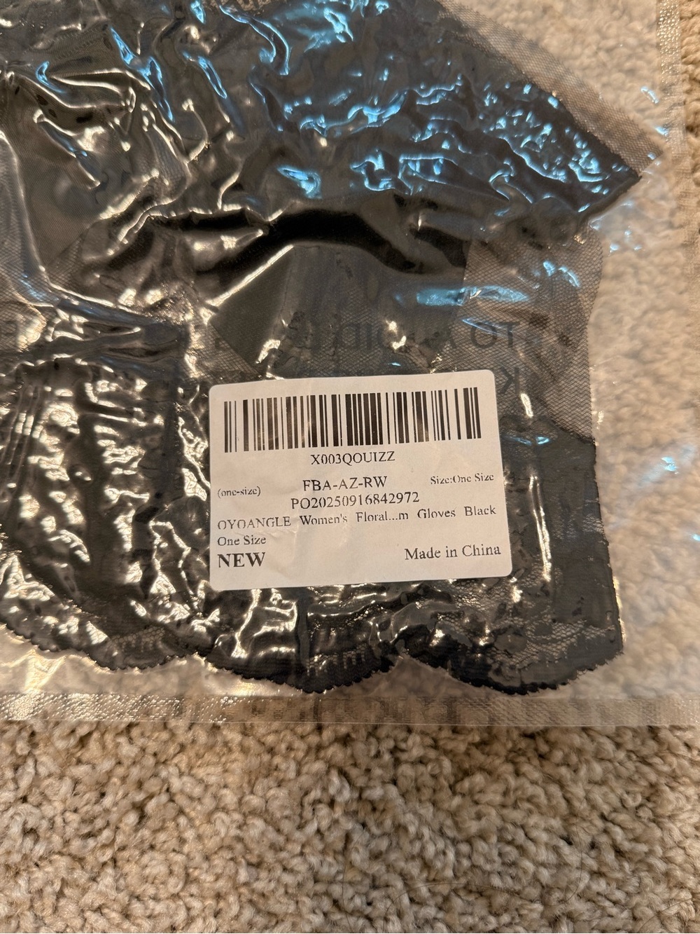 Black Women's Floral Mesh Gloves - One Size